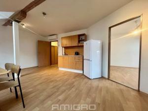 Pronájem bytu 2+kk, Brno, Poděbradova, 46 m2