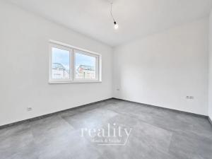 Pronájem bytu 2+kk, Znojmo, Hrušňová, 60 m2