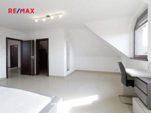 Prodej rodinného domu, Říčany, Tulipánová, 260 m2