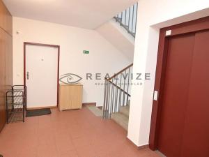 Pronájem bytu 3+kk, České Budějovice, Pasovská, 84 m2