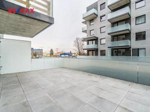 Prodej bytu 2+kk, Praha - Prosek, Čakovická, 43 m2