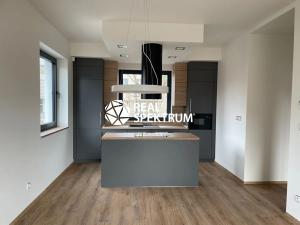 Pronájem bytu 3+kk, Blansko, Hybešova, 85 m2