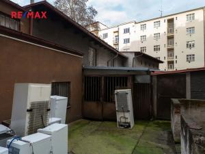 Pronájem obchodního prostoru, Praha - Strašnice, Starostrašnická, 501 m2