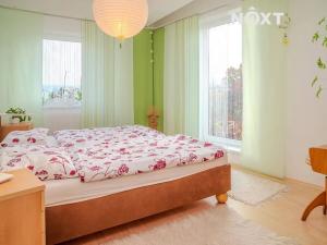 Prodej bytu 3+kk, České Budějovice, Suchovrbenské nám., 84 m2