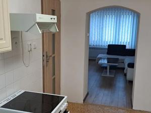 Prodej bytu 2+1, Meziměstí, Tovární, 66 m2