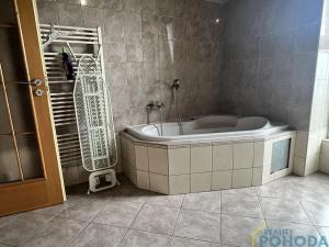 Pronájem bytu 3+1, Vysoké Mýto, Javornického, 75 m2