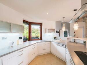 Prodej rodinného domu, Ondřejov, Slunečná, 200 m2