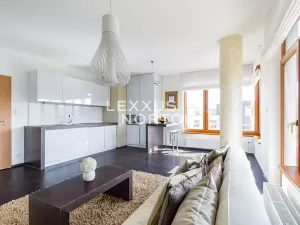 Pronájem bytu 2+kk, Praha - Smíchov, Na Císařce, 58 m2