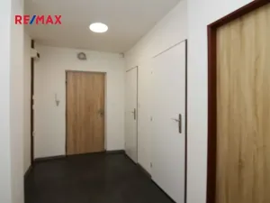 Pronájem bytu 2+kk, Praha - Vršovice, Vršovická, 45 m2