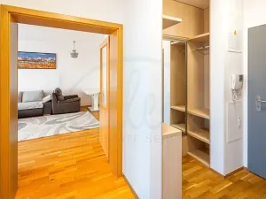 Prodej bytu 2+kk, Praha - Vinohrady, Korunní, 59 m2