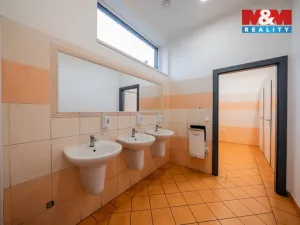 Prodej restaurace, Olomouc - Nemilany, 600 m2