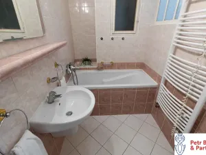 Pronájem bytu 3+1, Rakovník, Husovo náměstí, 95 m2