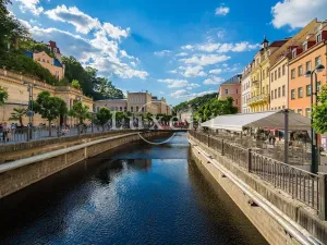 Prodej bytu 2+kk, Karlovy Vary, Vřídelní, 62 m2