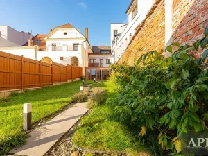 Prodej obchodního prostoru, Uherský Brod, Masarykovo nám., 275 m2