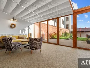 Prodej obchodního prostoru, Uherský Brod, Masarykovo nám., 275 m2