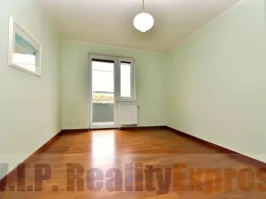 Prodej bytu 3+kk, Praha - Kyje, Břeclavská, 70 m2