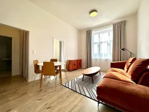 Pronájem bytu 3+kk, Praha, Zenklova, 58 m2