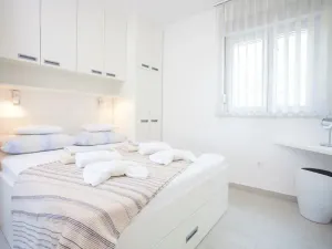 Prodej bytu 3+kk, Promajna, Chorvatsko, 77 m2
