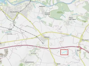 Prodej pole, Mochov, 11556 m2