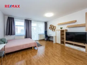 Pronájem bytu 1+kk, Praha - Suchdol, Internacionální, 41 m2