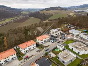 Prodej rodinného domu, Králův Dvůr, Větrná, 80 m2