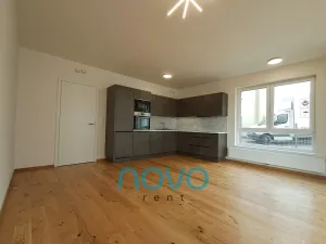 Pronájem bytu 2+kk, Praha - Modřany, Kolmanova, 49 m2