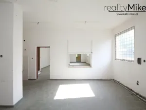 Prodej komerční nemovitosti, Liberec, Výletní, 1088 m2