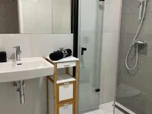 Pronájem bytu 1+kk, Praha - Smíchov, Grafická, 35 m2