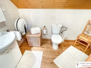 Prodej rodinného domu, Cvikov, 210 m2