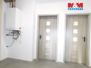 Pronájem bytu 3+1, Cheb, Valdštejnova, 86 m2