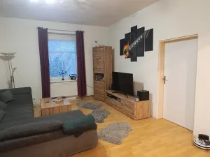 Pronájem bytu 2+1, Ústí nad Labem, Šafaříkovo náměstí, 80 m2