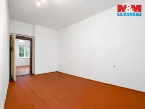 Prodej bytu 3+1, Trmice - Koštov, 67 m2