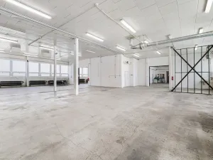 Prodej výrobních prostor, Brno - Slatina, Hviezdoslavova, 1514 m2