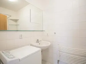 Pronájem bytu 3+1, Praha - Strašnice, Na palouku, 100 m2