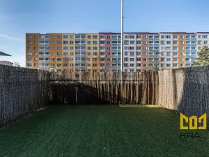 Pronájem bytu 1+kk, Praha - Horní Měcholupy, Hornoměcholupská, 34 m2