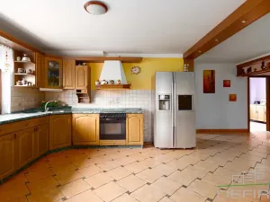 Prodej vícegeneračního domu, Praha - Újezd nad Lesy, Starokolínská, 510 m2