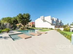 Prodej bytu 4+kk, Salorino, Španělsko, Calle los Balcones, 82 m2