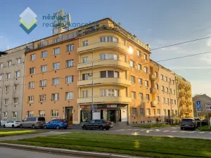 Pronájem bytu 1+1, Praha - Vysočany, Kolbenova, 35 m2