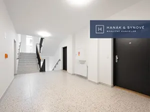 Pronájem bytu 2+kk, Pohořelice, U Kasáren, 54 m2