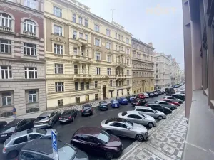 Pronájem kanceláře, Praha - Nové Město, Na Moráni, 27 m2