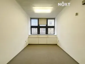 Pronájem kanceláře, Praha - Nové Město, Na Moráni, 36 m2