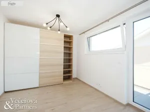 Pronájem rodinného domu, Praha - Břevnov, Oddělená, 250 m2