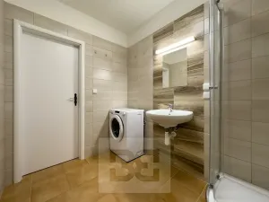 Pronájem bytu 2+kk, Praha - Hostavice, Jakubovská, 39 m2