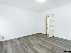 Pronájem bytu 3+1, Praha - Čakovice, U Párníků, 54 m2