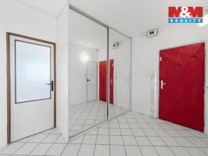 Prodej bytu 2+1, Ústí nad Labem - Severní Terasa, Glennova, 62 m2