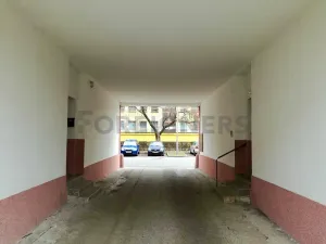 Pronájem bytu 2+kk, Pardubice, Železničního pluku, 51 m2