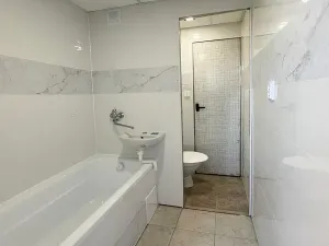 Pronájem bytu 1+1, Chomutov, Jirkovská, 48 m2