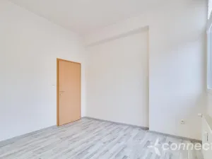 Pronájem bytu 2+kk, Zruč nad Sázavou, náměstí Míru, 36 m2