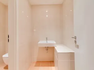 Pronájem obchodního prostoru, Praha - Vršovice, Altajská, 145 m2