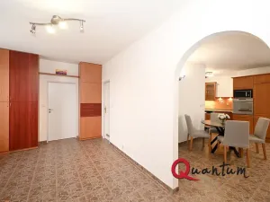 Pronájem bytu 2+kk, Praha - Zbraslav, Jaromíra Vejvody, 75 m2